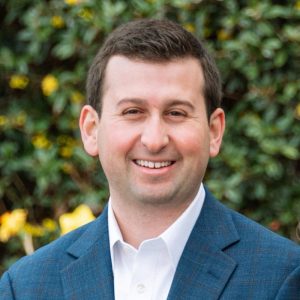 Headshot of alum Josh Shapiro